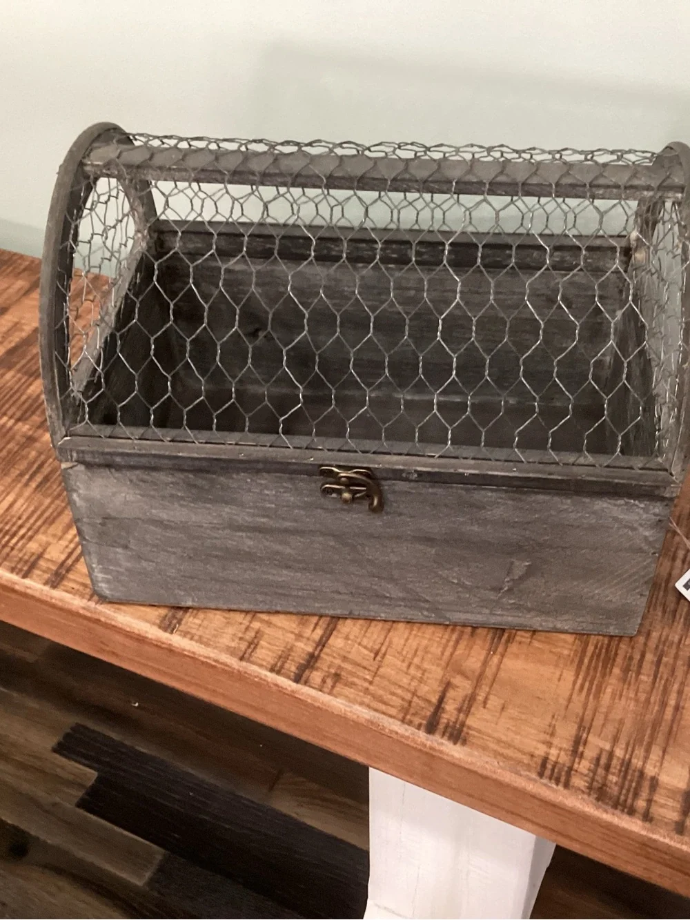 Rustic Gray Wood and Wire Display Box
